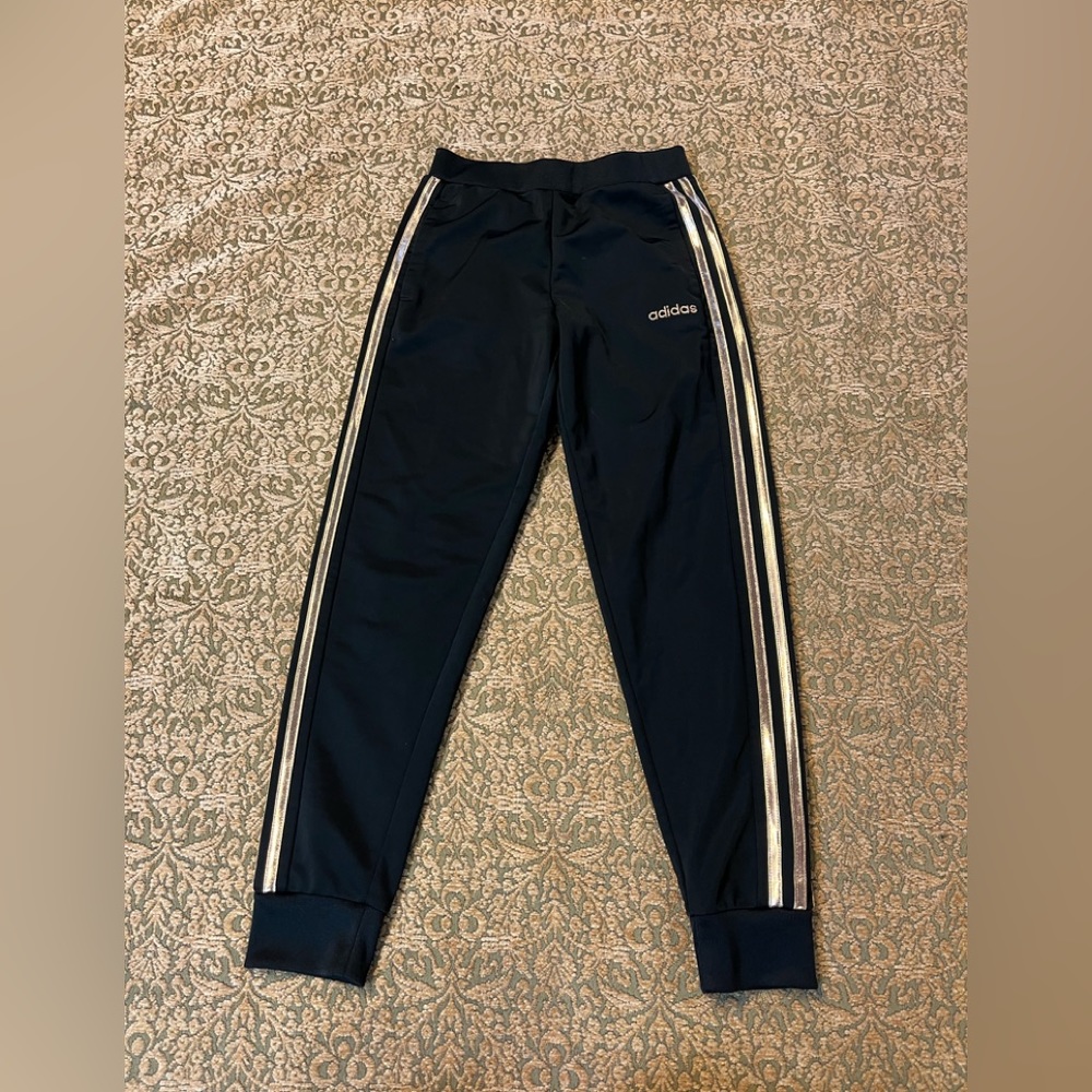 Adidas rose gold joggers medium (10/12)